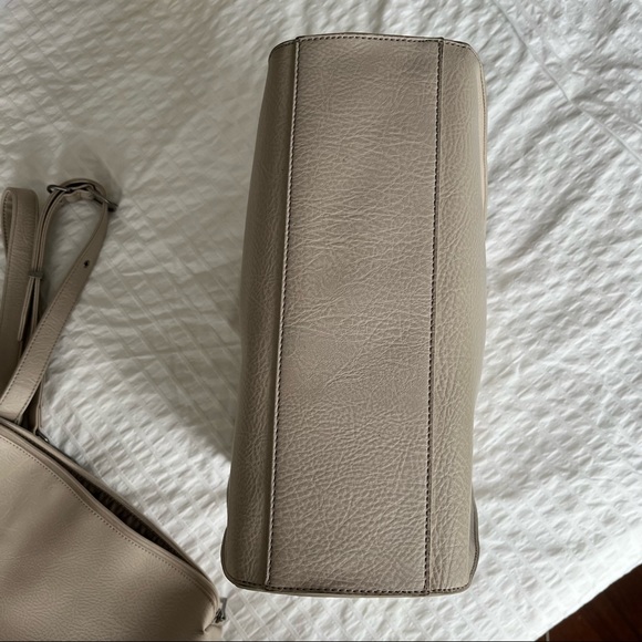 Matt & Nat Loyal Dwell tote bag, Koala - Picture 12 of 15